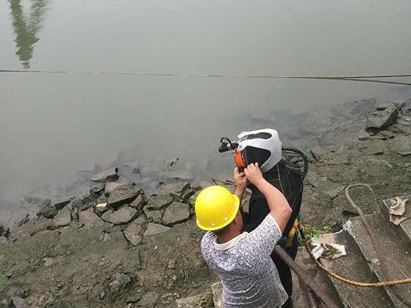 天博体育官方平台入口雅安市水下潜水员打捞队-水下管道堵头拆除