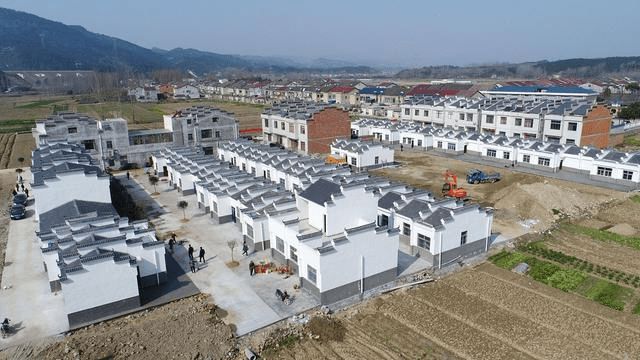 天博体育官方平台入口城乡居住区集中化联塑引领管网升级、提升基础设施